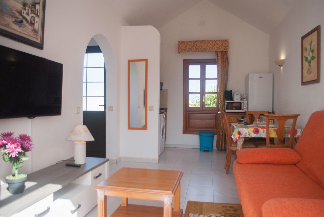Апартаменти Bungalow Montecastillo 5 Калета-де-Фусте Екстер'єр фото